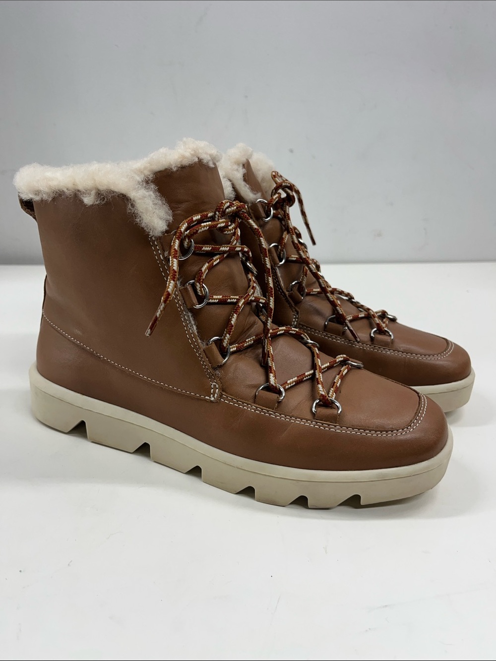 Bernardo Fur Lined Leather Boots Size 7